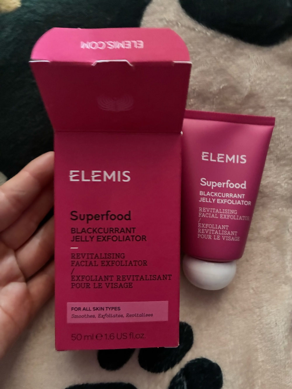 ELEMIS Superfood Blackcurrant Jelly Exfoliator 50ml